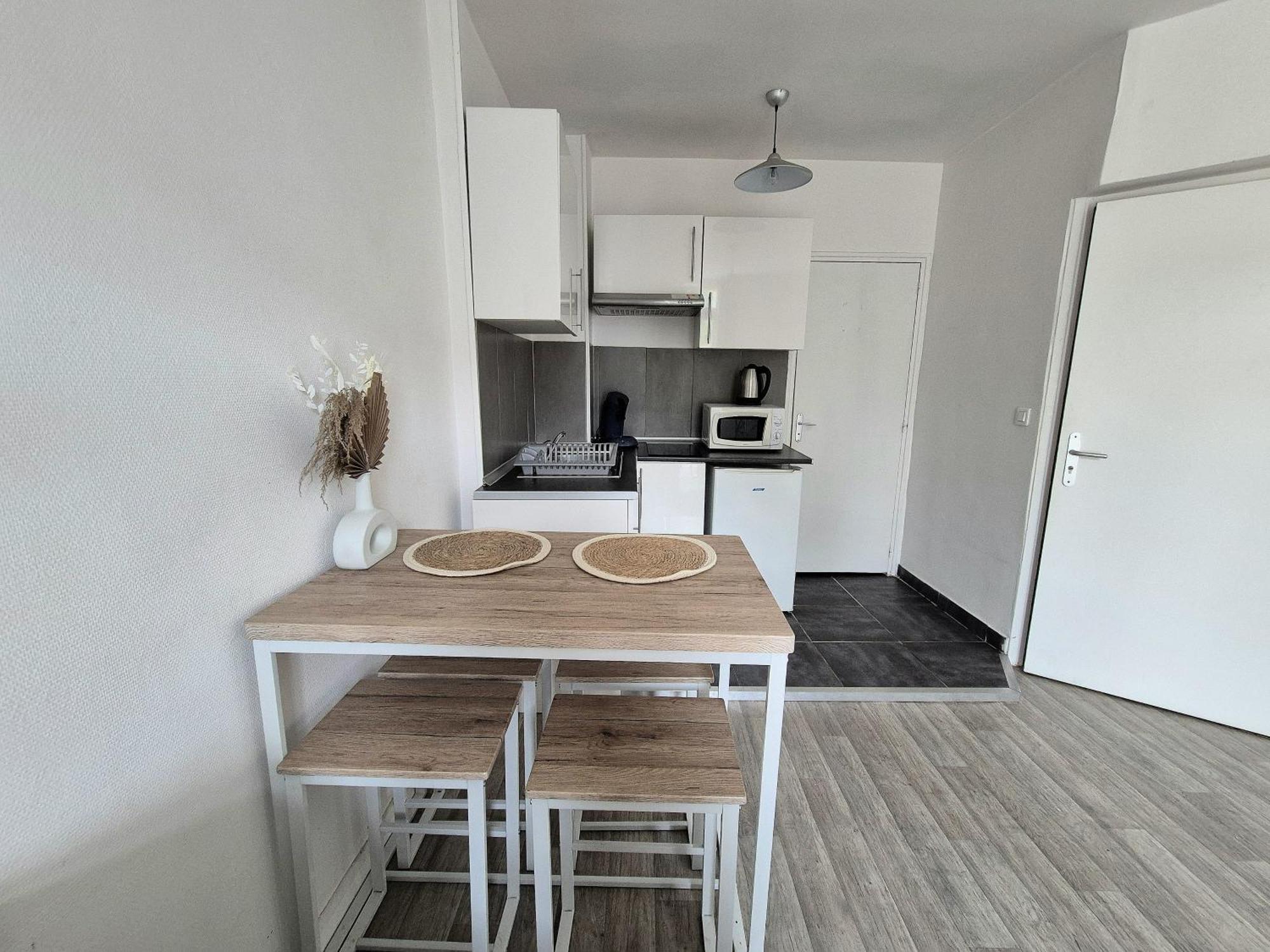 Le Cocon-t2-proche Du Centre-wifi Appartement *